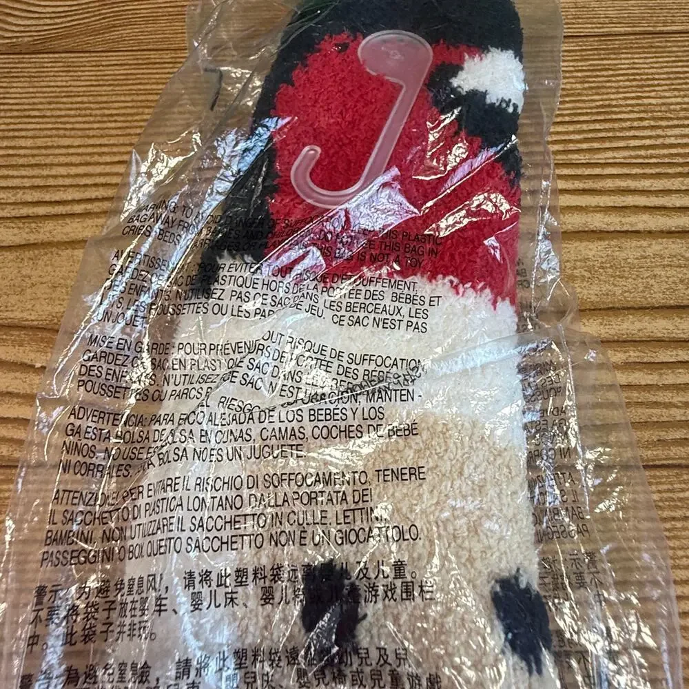 New Santa Cozy Socks Christmas Old Navy Women's Fluffy Fuzzy Great Gift Holiday